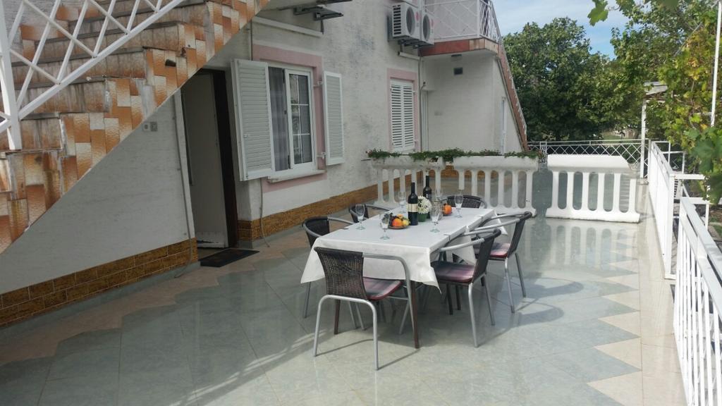 Apartmani Royal Zganec Crikvenica Exterior photo