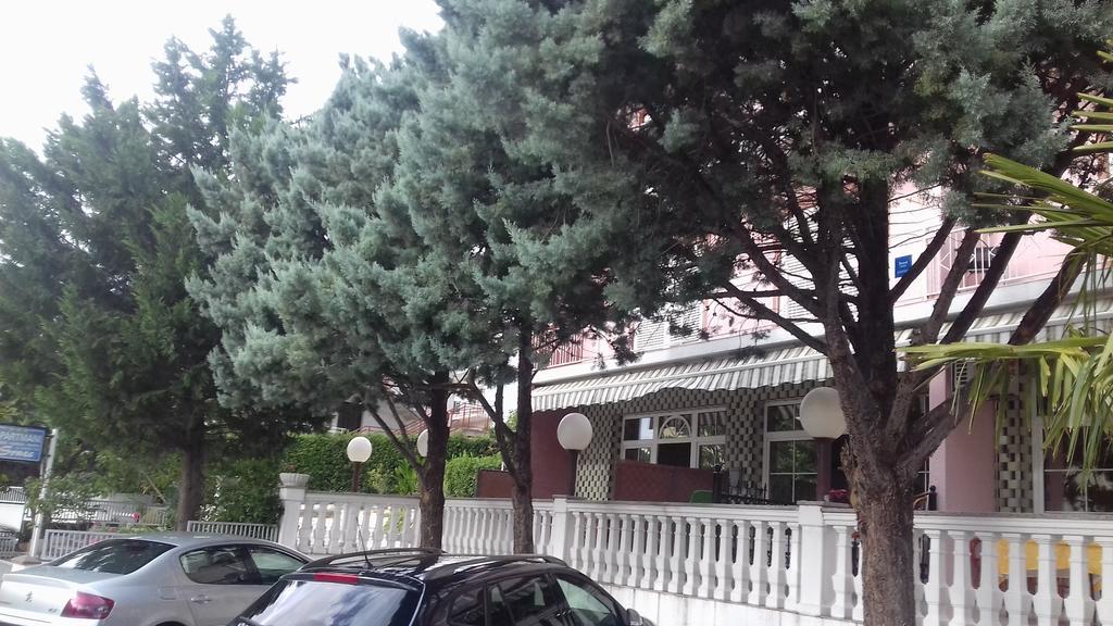 Apartmani Royal Zganec Crikvenica Exterior photo
